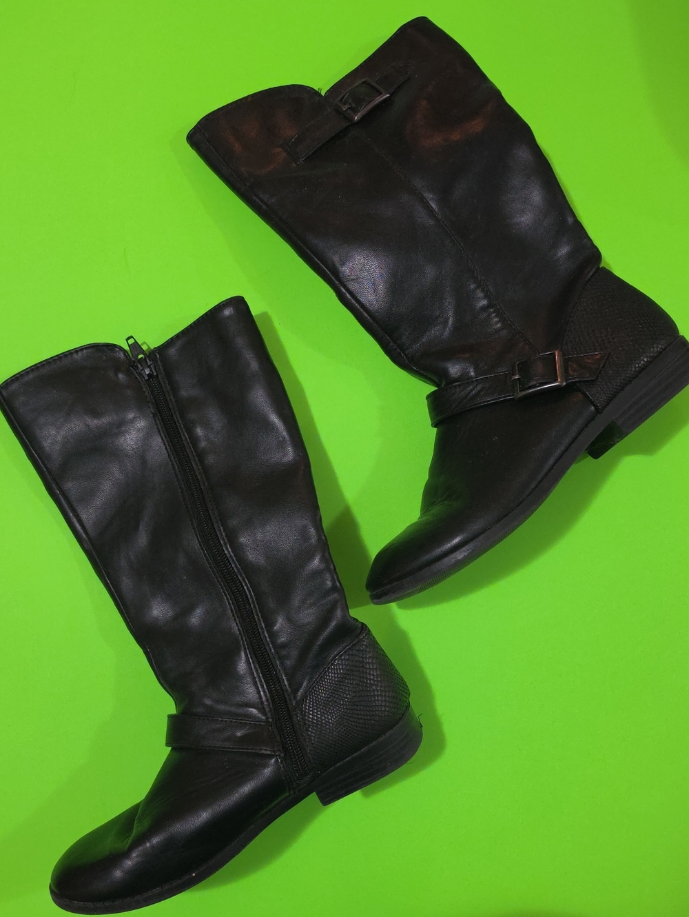 Women’s Black Mid-Calf Leather Boots